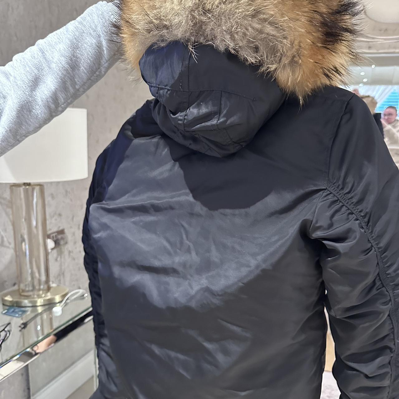 Unisex Arctic Army coat, bought from Kids Cavern age... Depop