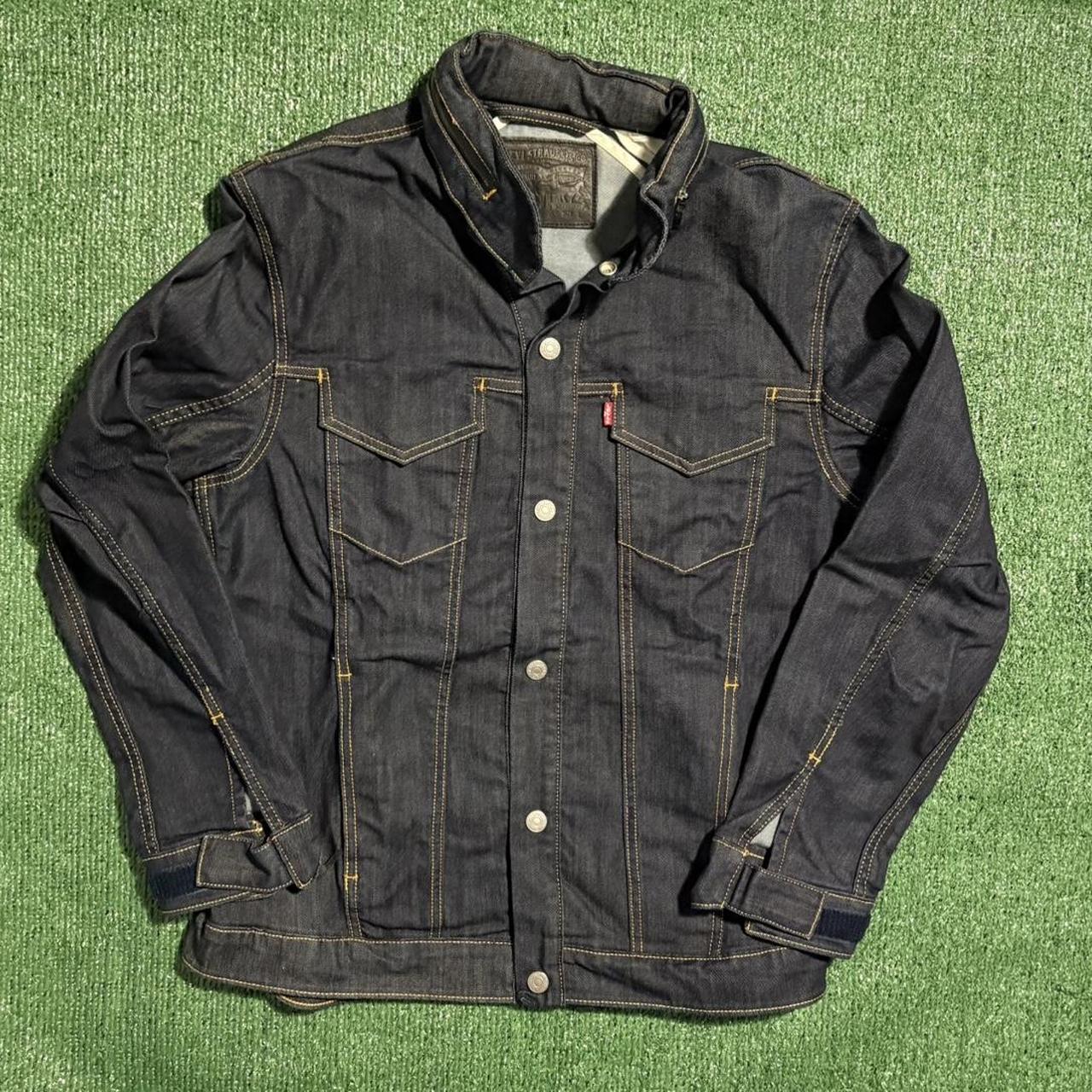 item listed by riversarchive