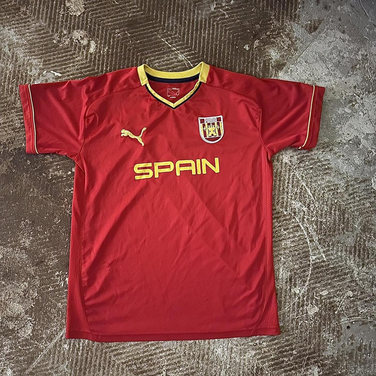 Spain Puma Jersey Size Large in boys - Depop