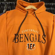 Cincinnati Bengals NFL Team hoodie Size: XL *** V - Depop