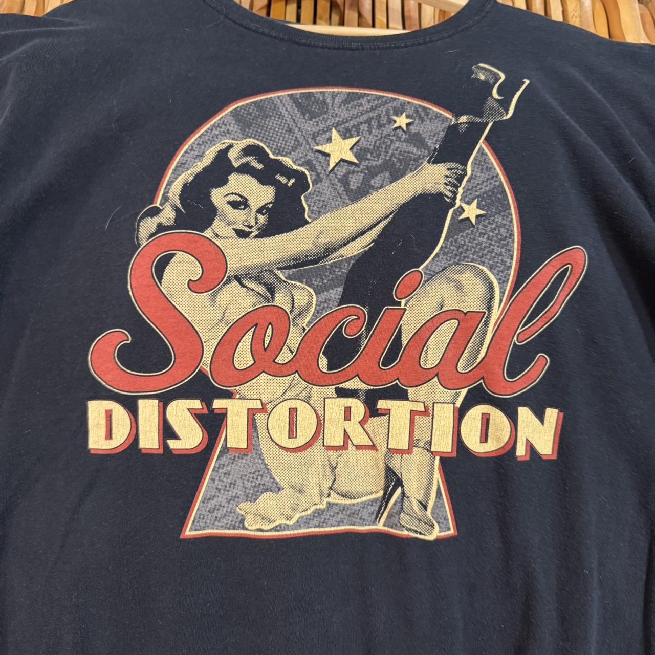 item listed by markoffsclosetllc