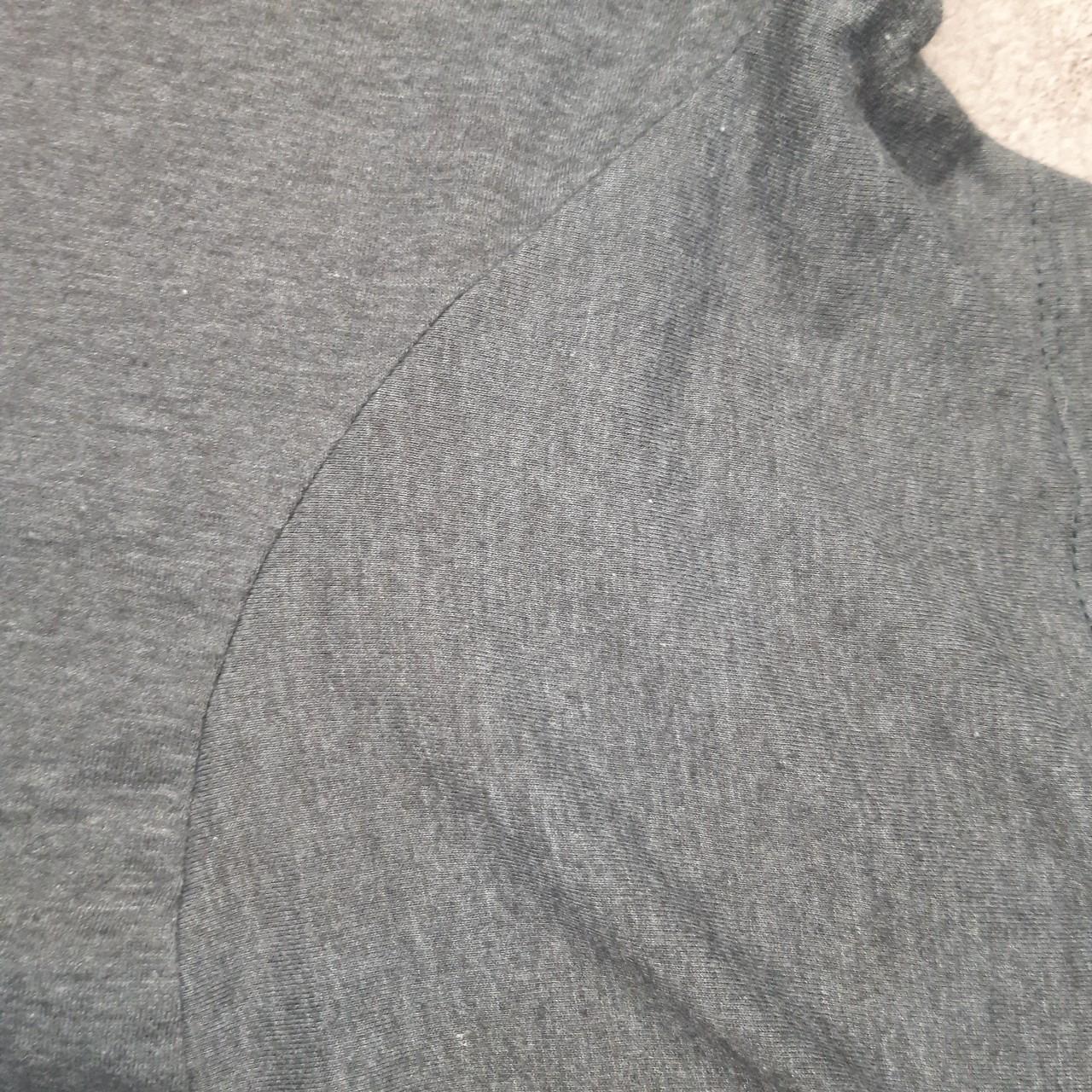 Port & Company Women's Grey and Pink Tshirt Depop