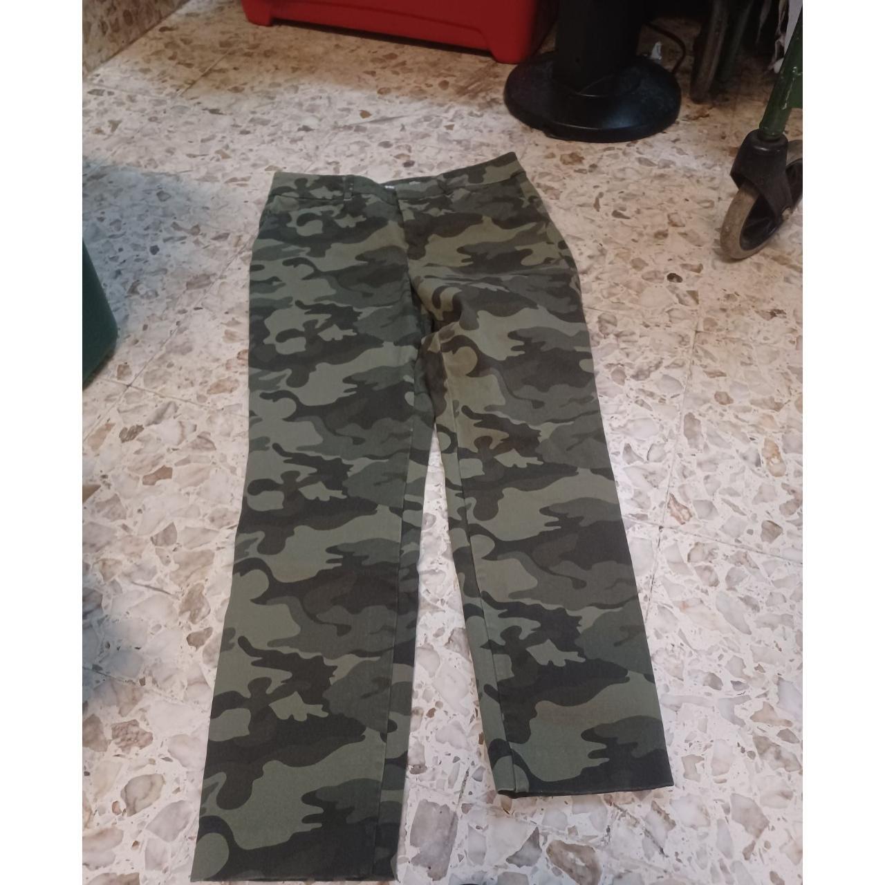 Old navy clearance camo pixie pants