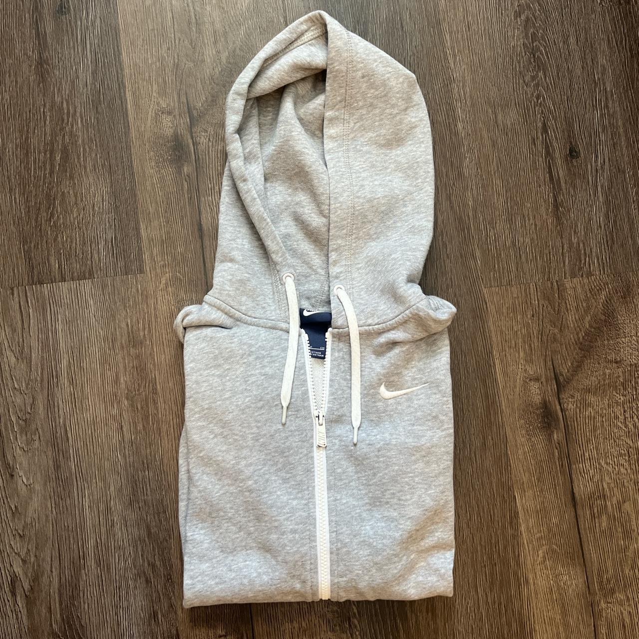 Nike zip up hoodie!! -worn a few times -great... - Depop