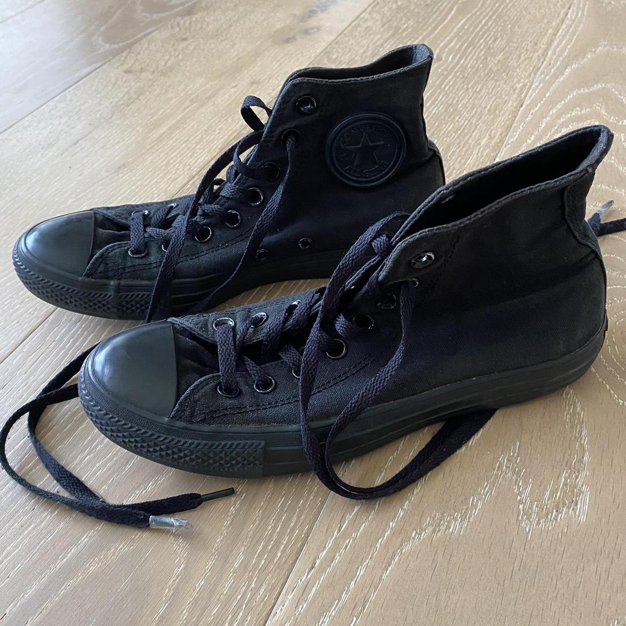 Converse Women's Black Trainers | Depop