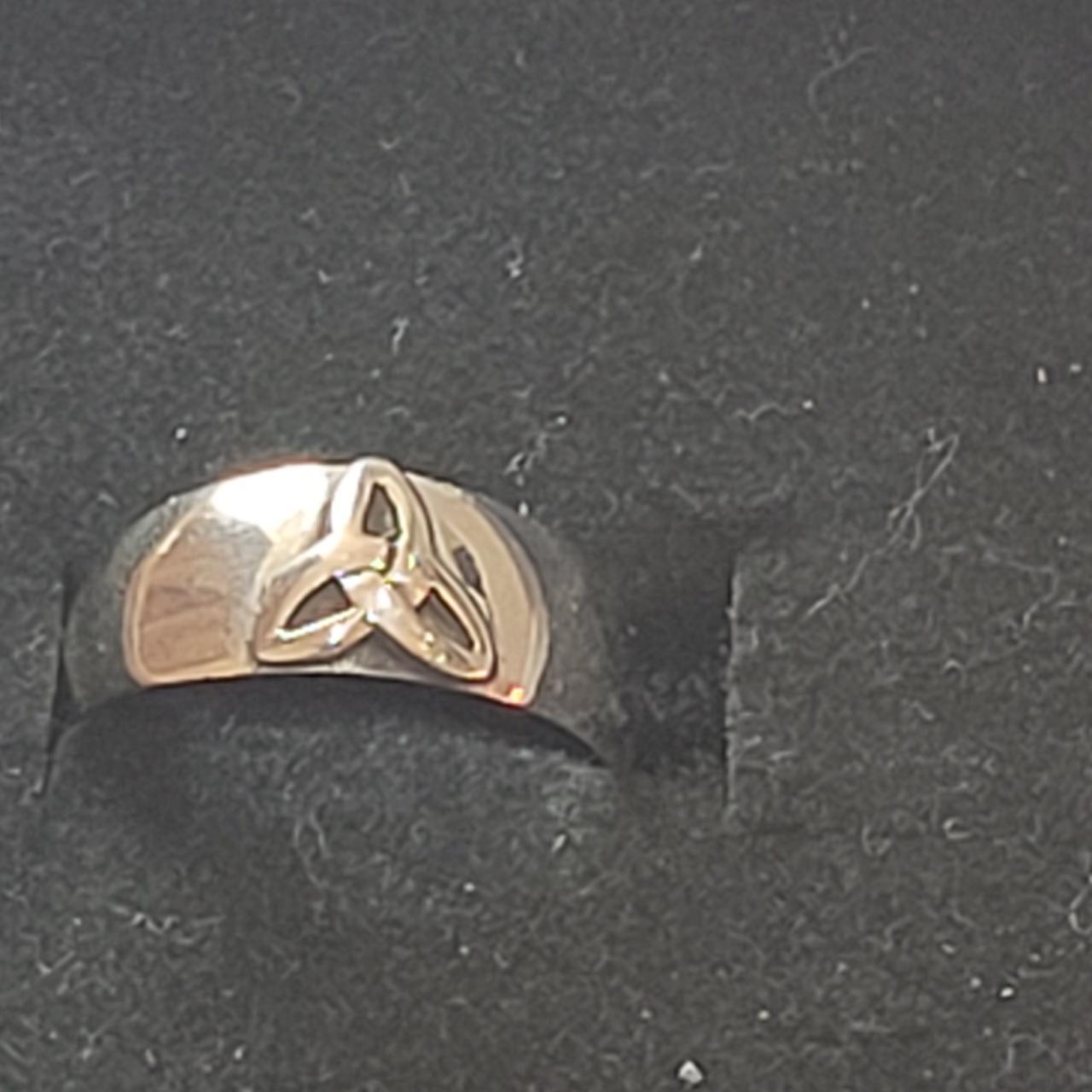 925 Silver Celtic Tri Knot Pinky Split Ring Size H... - Depop