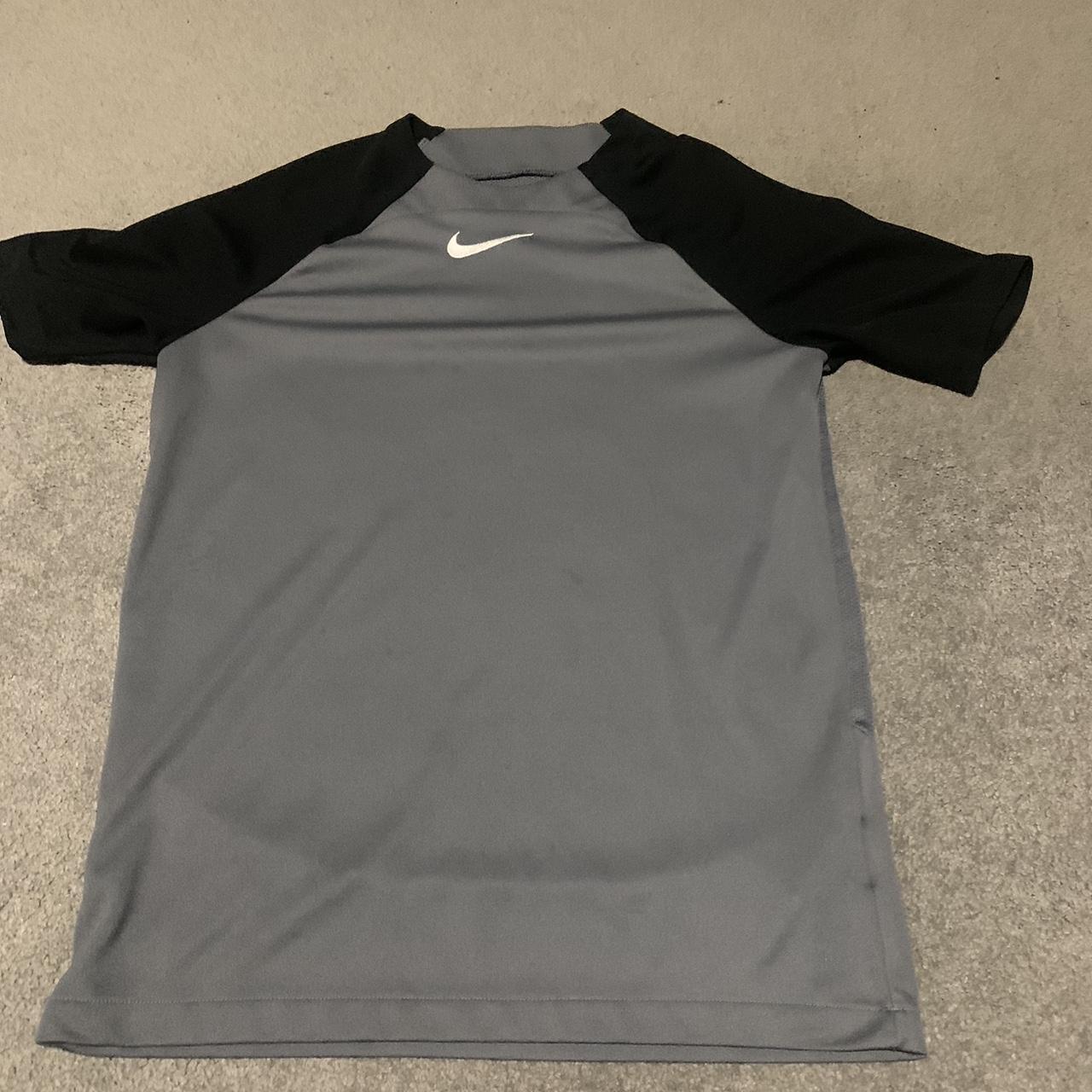dri fit grey shirt