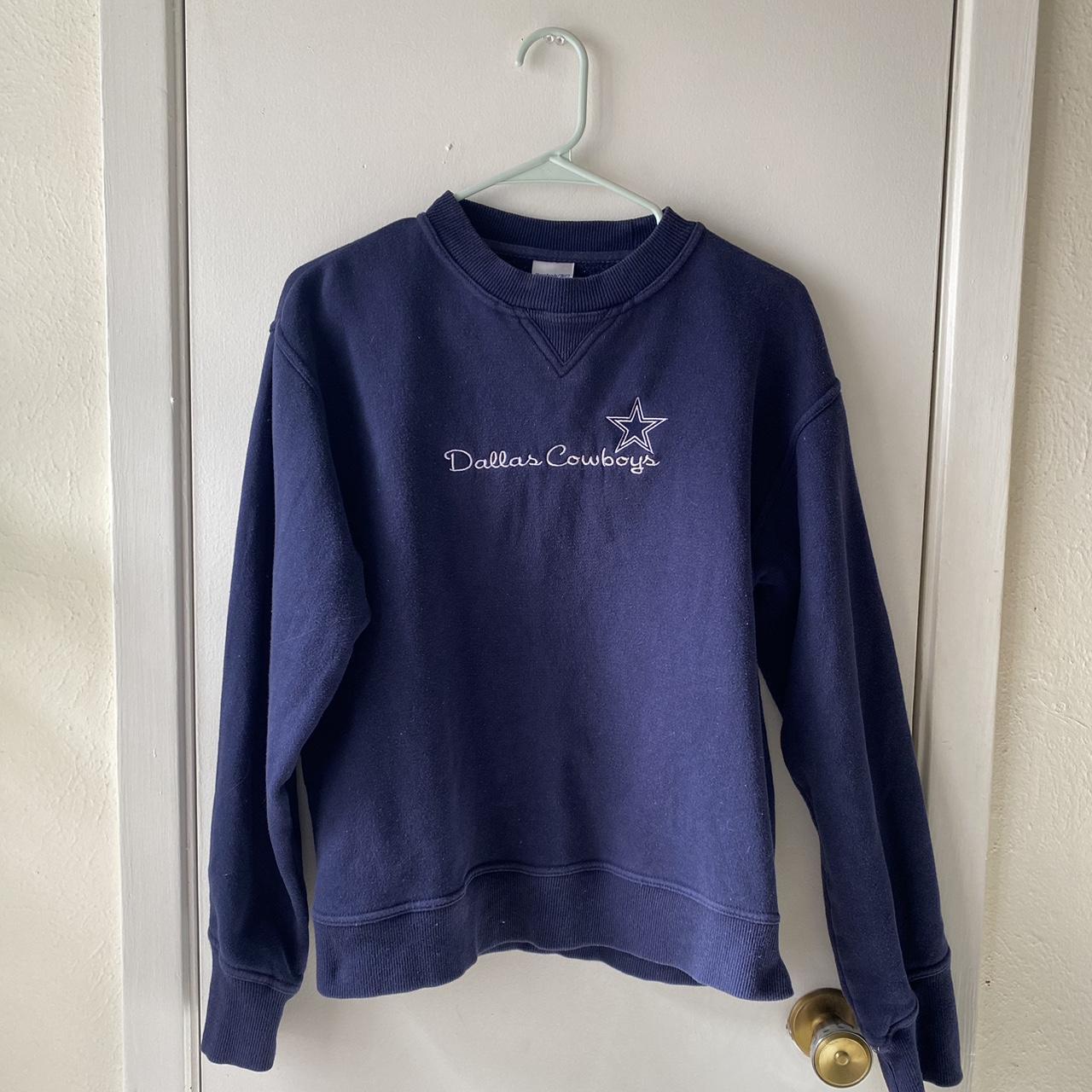 Dallas Cowboys crew neck sweater marked a size L but - Depop