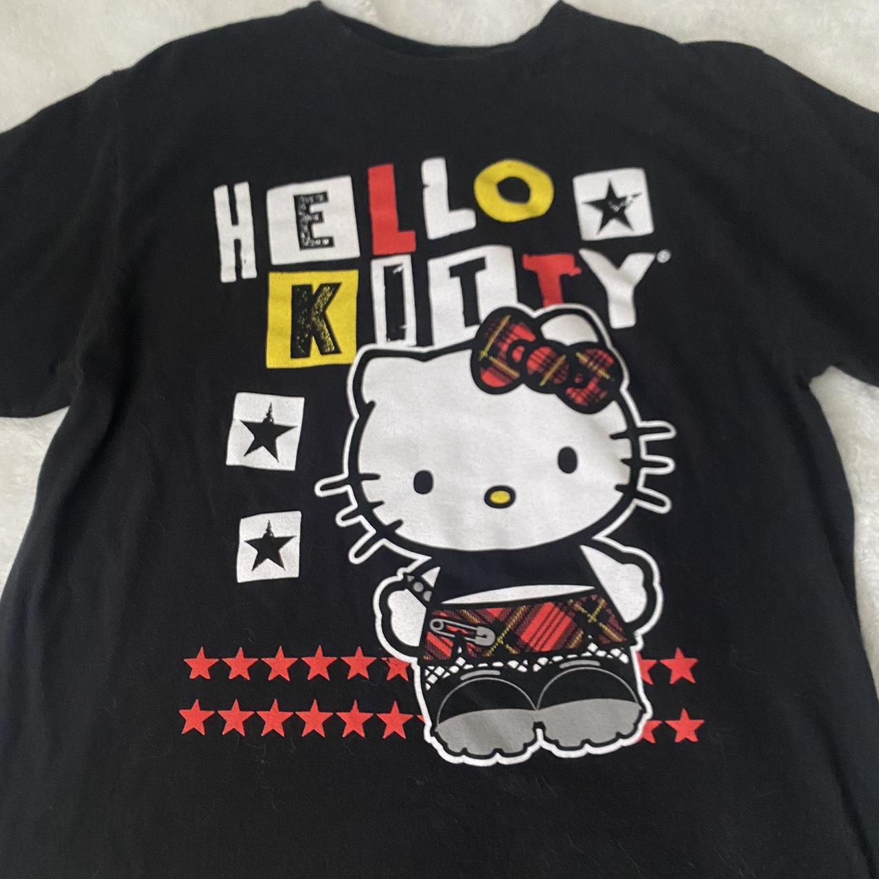 Sanrio Women's T-shirt | Depop