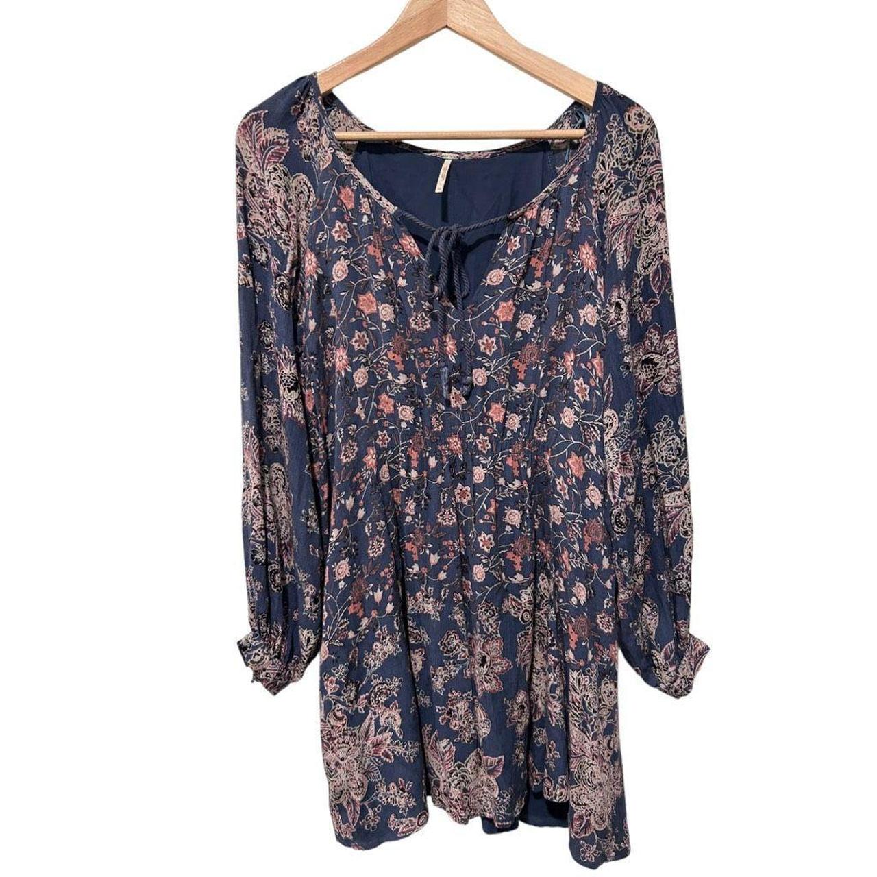 Free People Lucky Loosey Blue Floral Peasant Balloon... - Depop