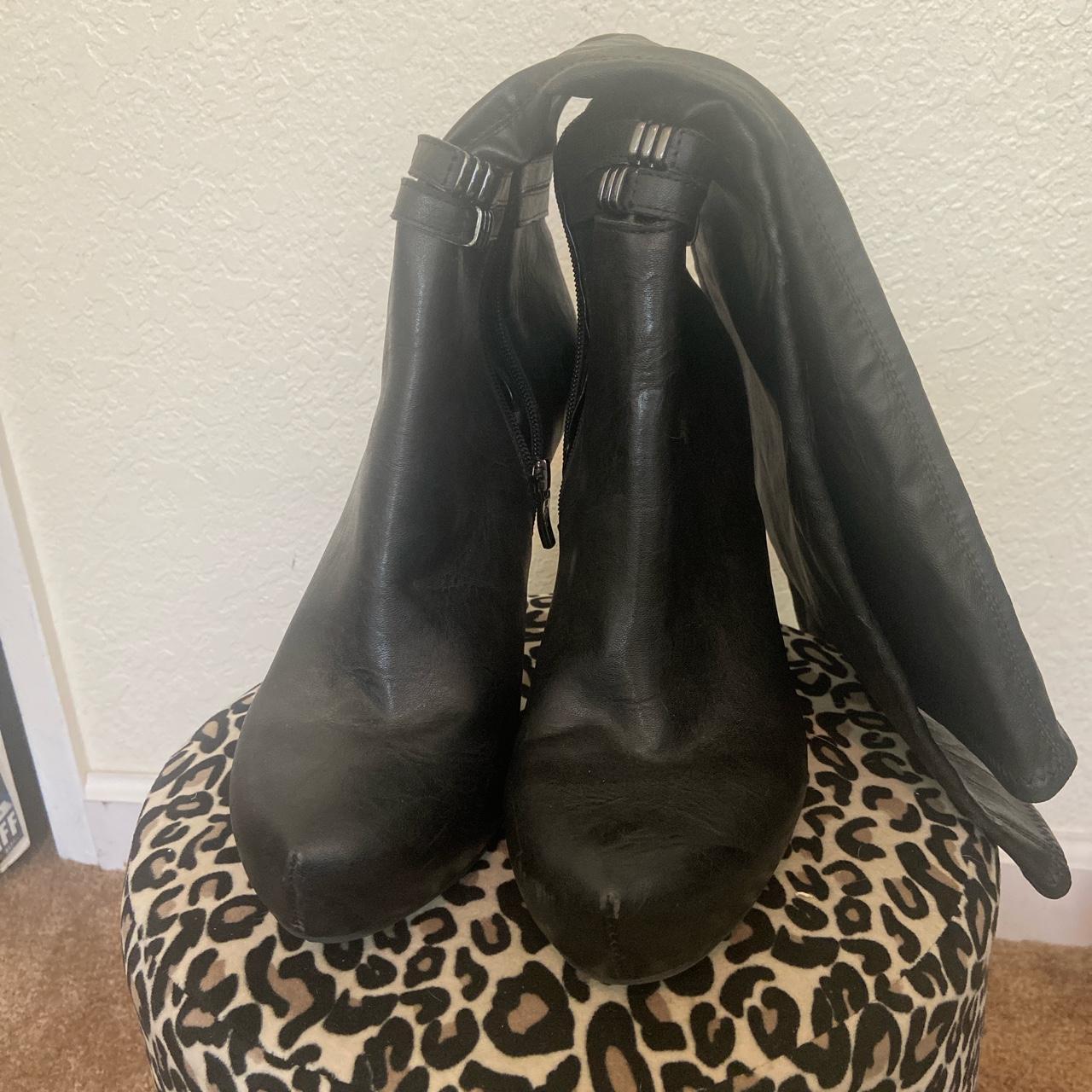 BCBGeneration Women's Black Boots | Depop