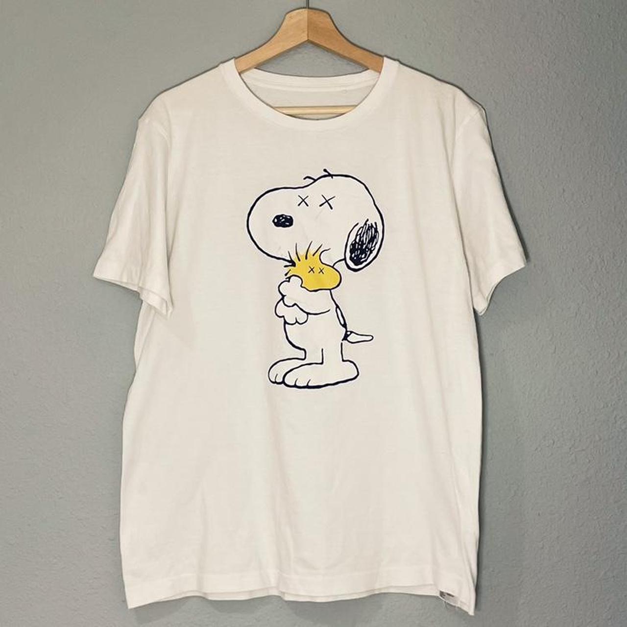 kaws x peanuts t shirt