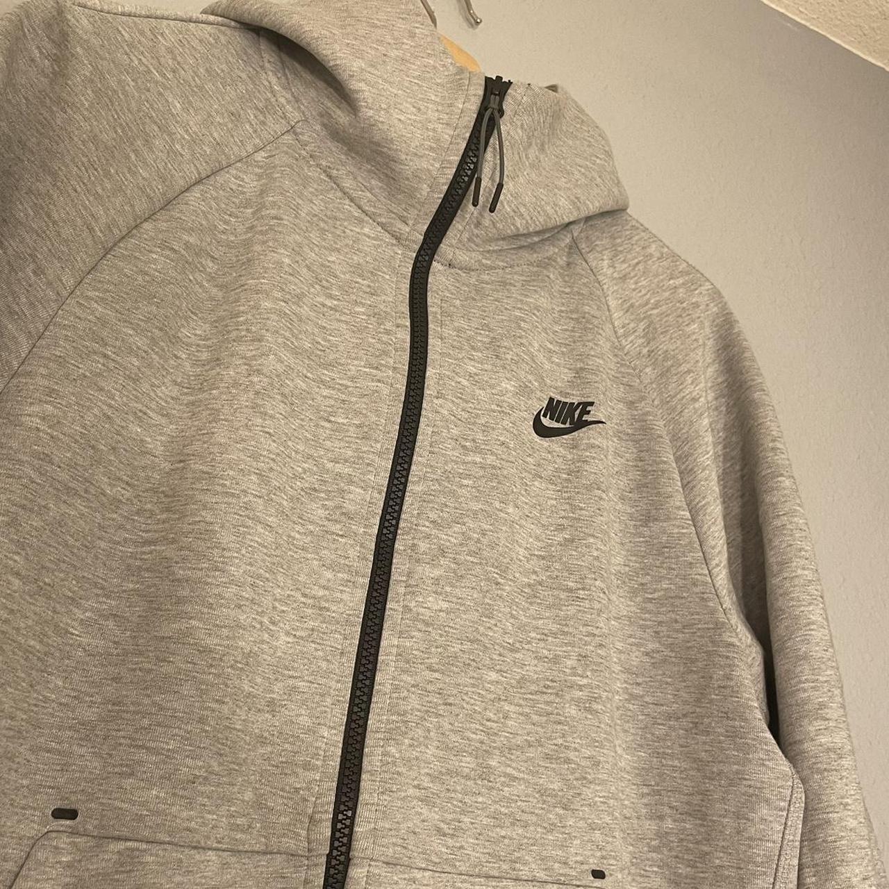 Nike Men's Grey and Black Sweatshirt | Depop