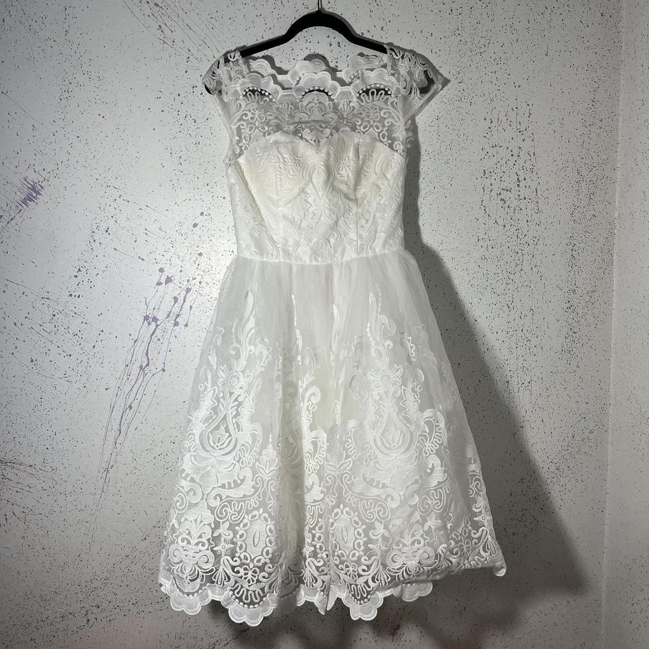 Chi Chi London Women's White Dress (3)