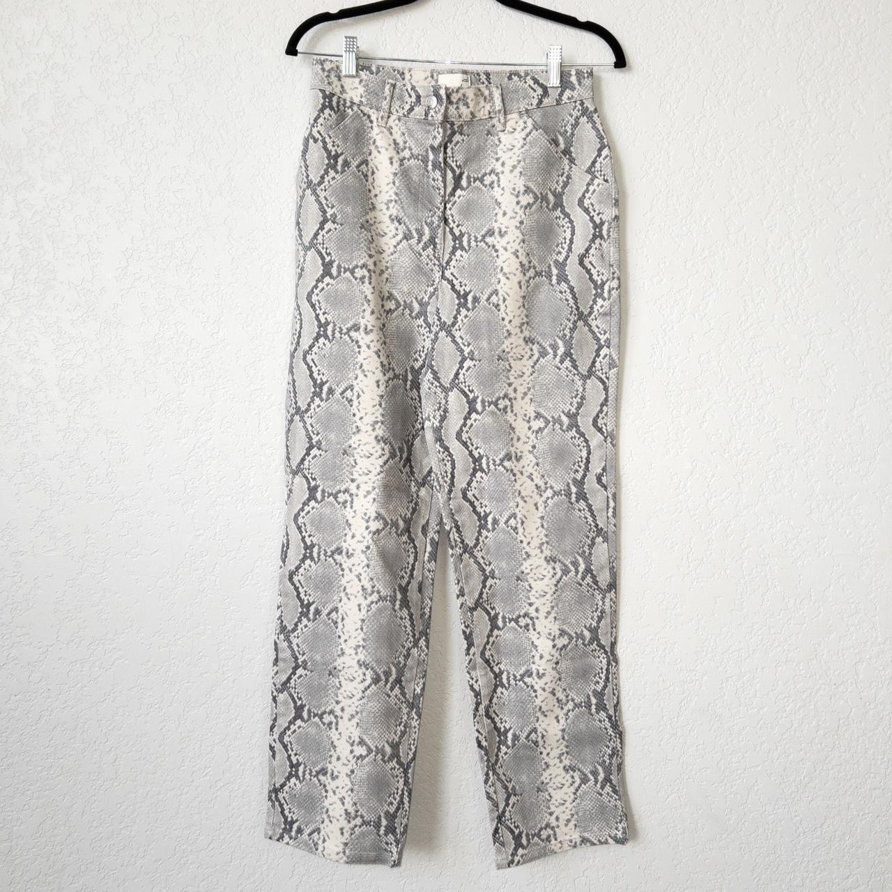 item listed by selectivelychic