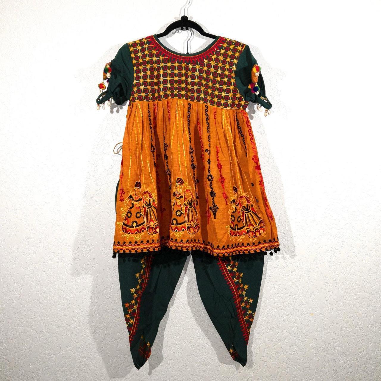 item listed by selectivelychic