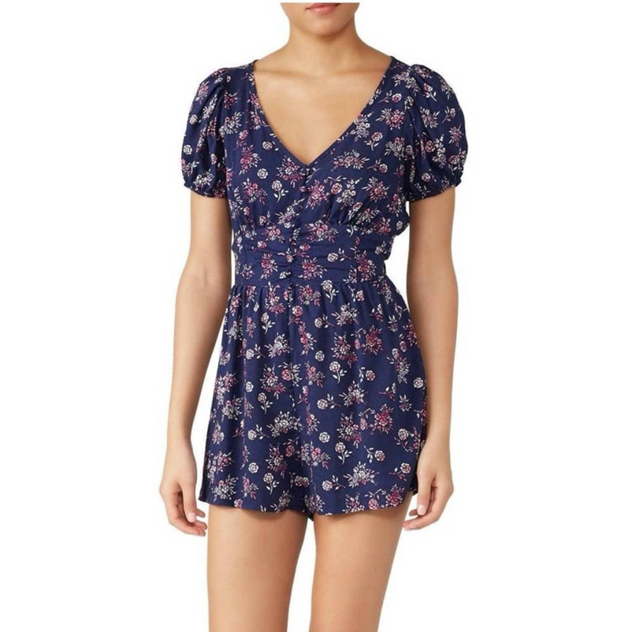 item listed by selectivelychic image 2