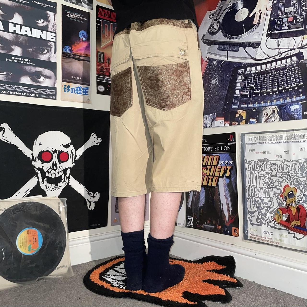 item listed by hoodlum_co
