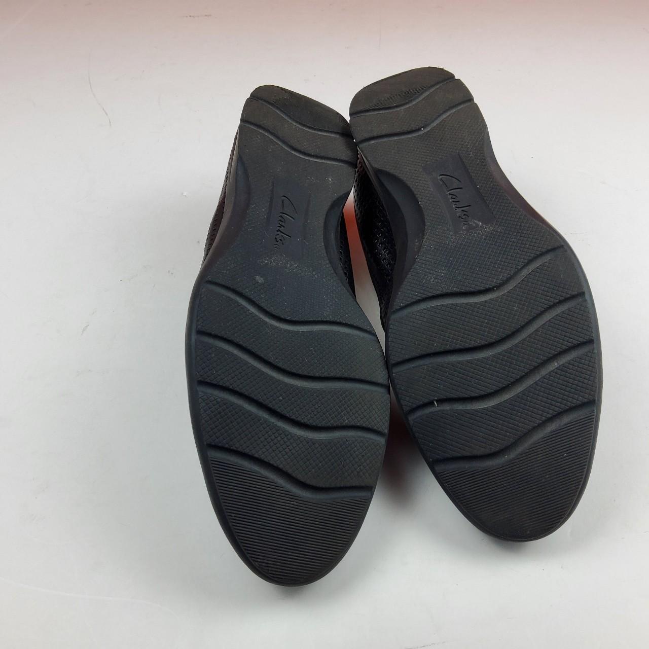 clarks ladies slip on trainers
