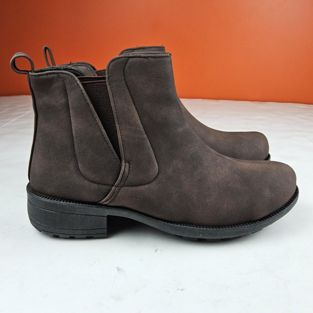 item listed by besame377