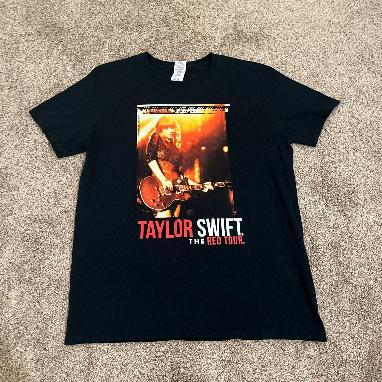 Taylor Swift the red tour black t-shirt very good... - Depop