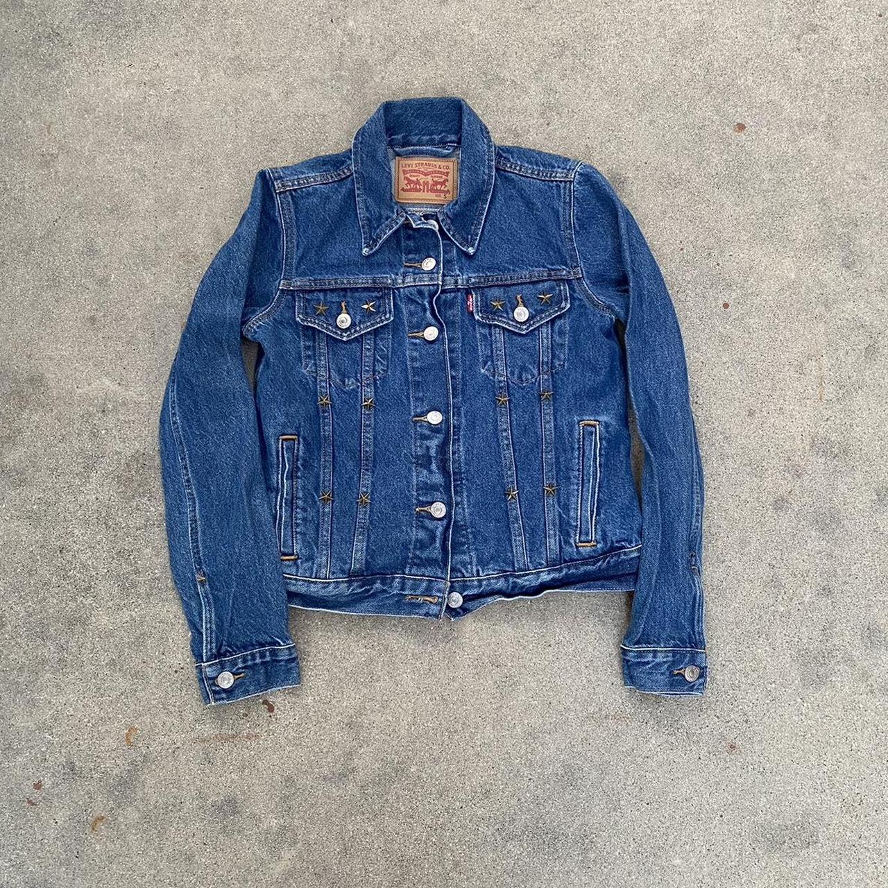 levi denim jacket with stars 5 SHIPPING ‼️‼️ 17in x... Depop