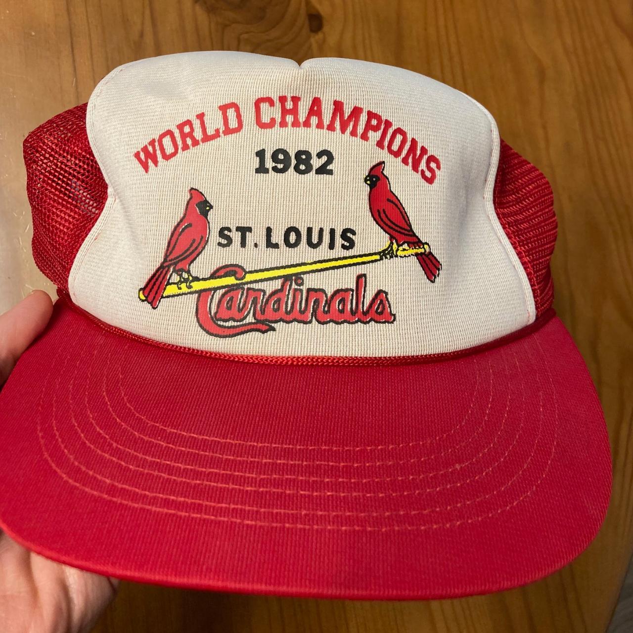 Rare Vintage Champion St. Louis Cardinals Baseball T Shirt. 