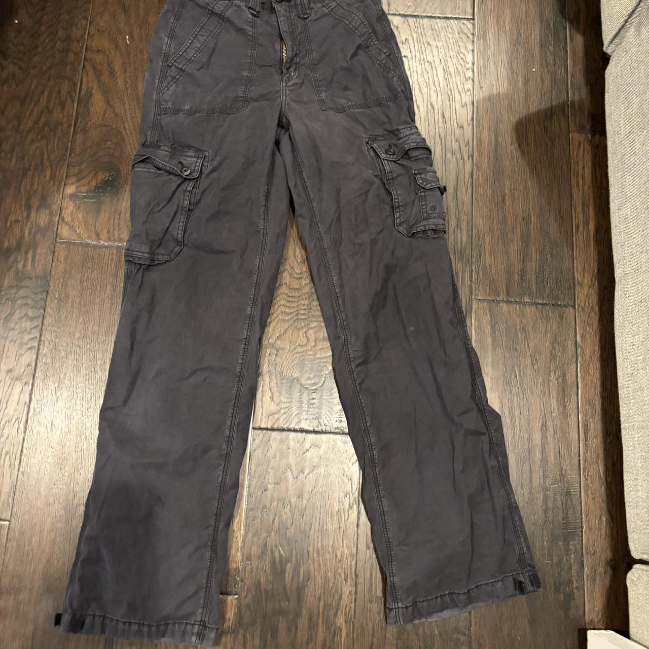 American Eagle Tall Black Adjustable Cargo Pants.... - Depop