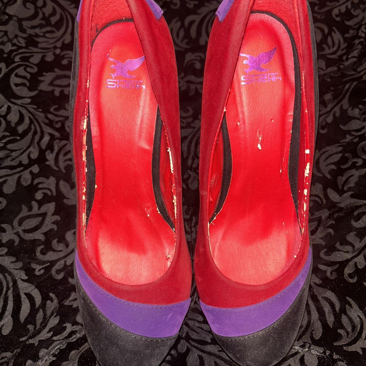 Women's Slides - Red/Multi - US 8 – Inside is pee… - image 2