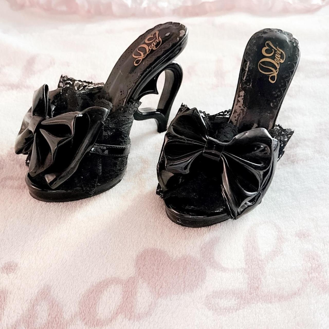 item listed by sweetiie