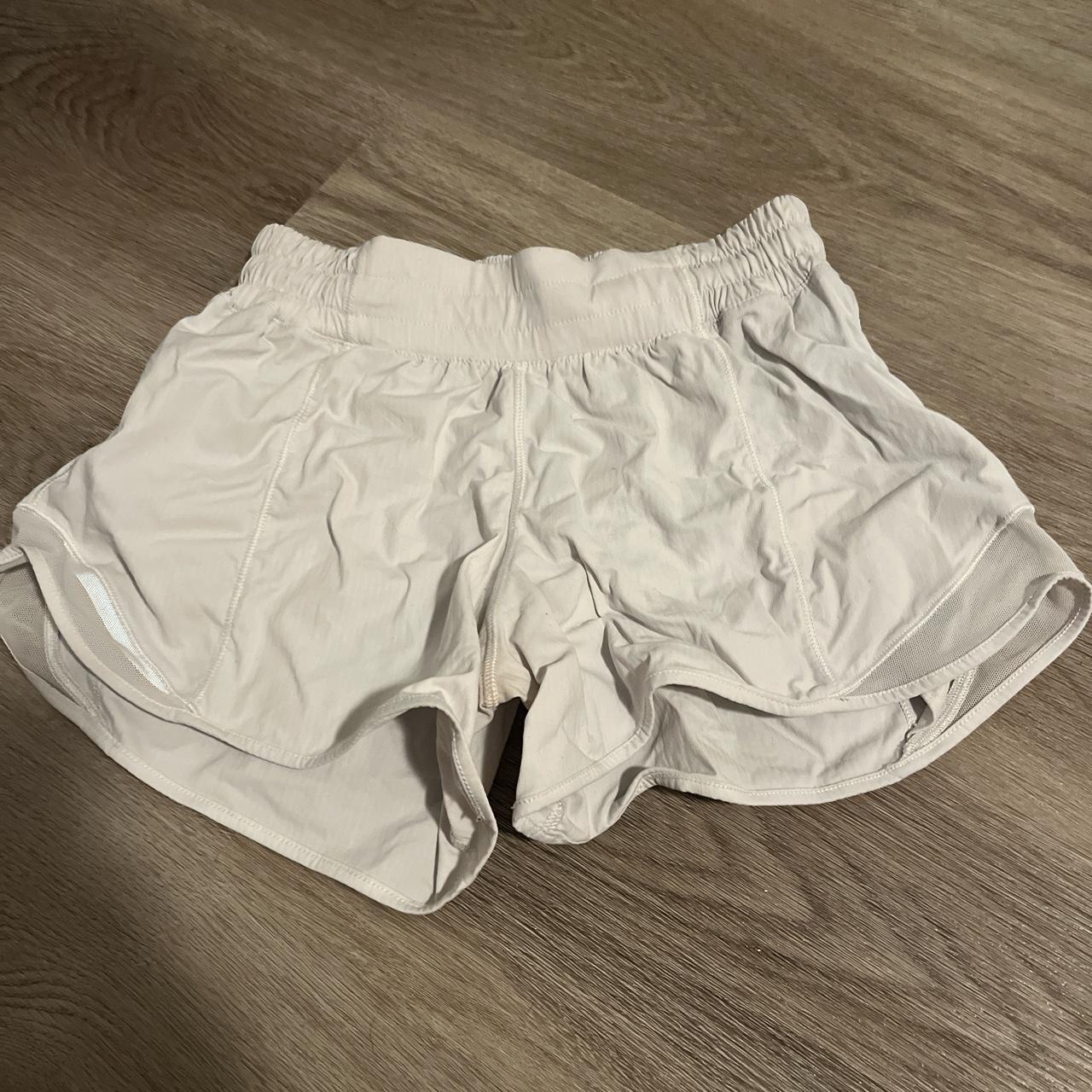 Lululemon Women's White Shorts | Depop