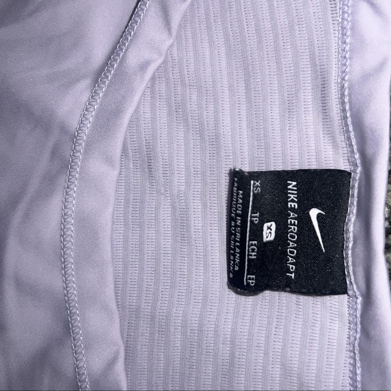 nike lavender crop top
