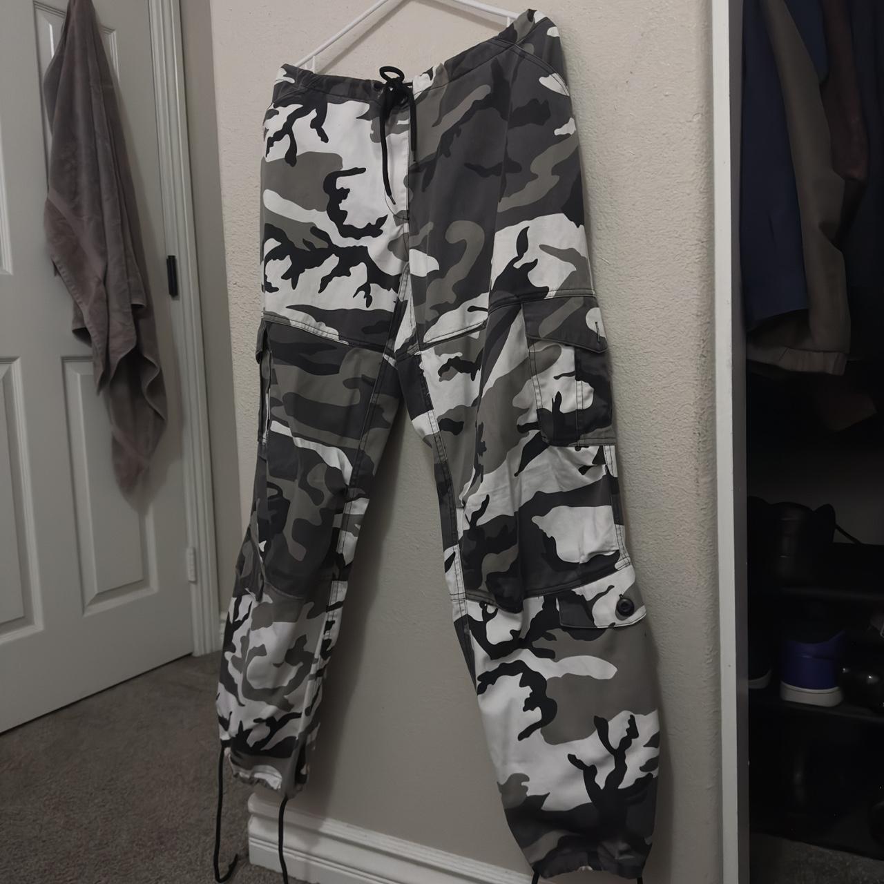 Mens white clearance camo pants