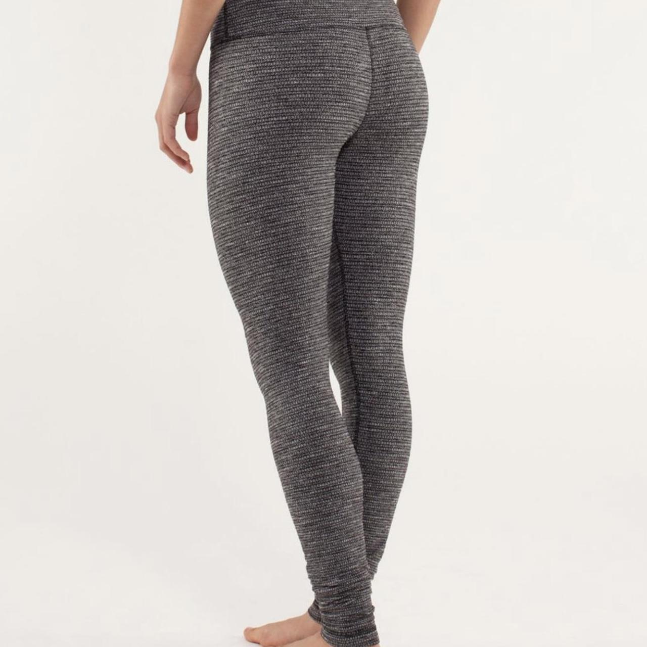 Lululemon Black and White Wunder Under High-Rise Tights - Athletic apparel