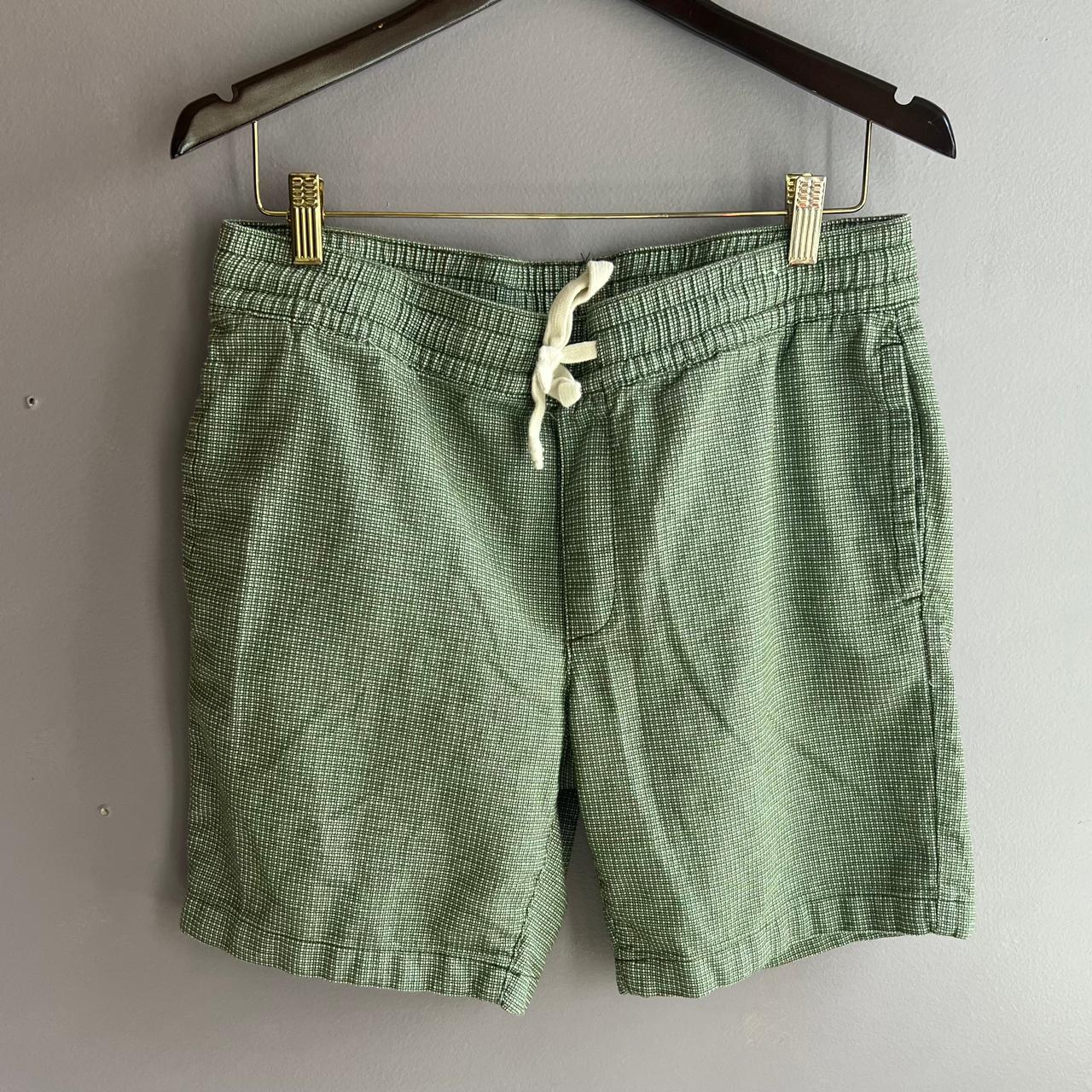 Goodfellow & Co. Men's Green Shorts | Depop