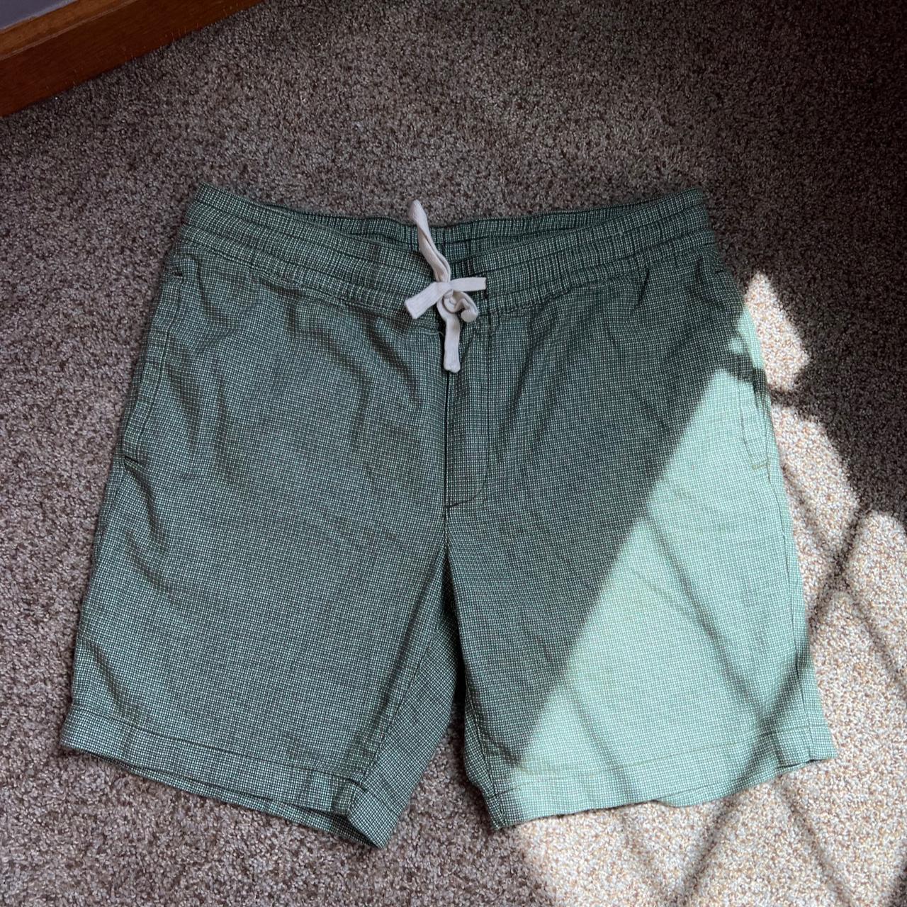 Goodfellow & Co. Men's Green Shorts | Depop