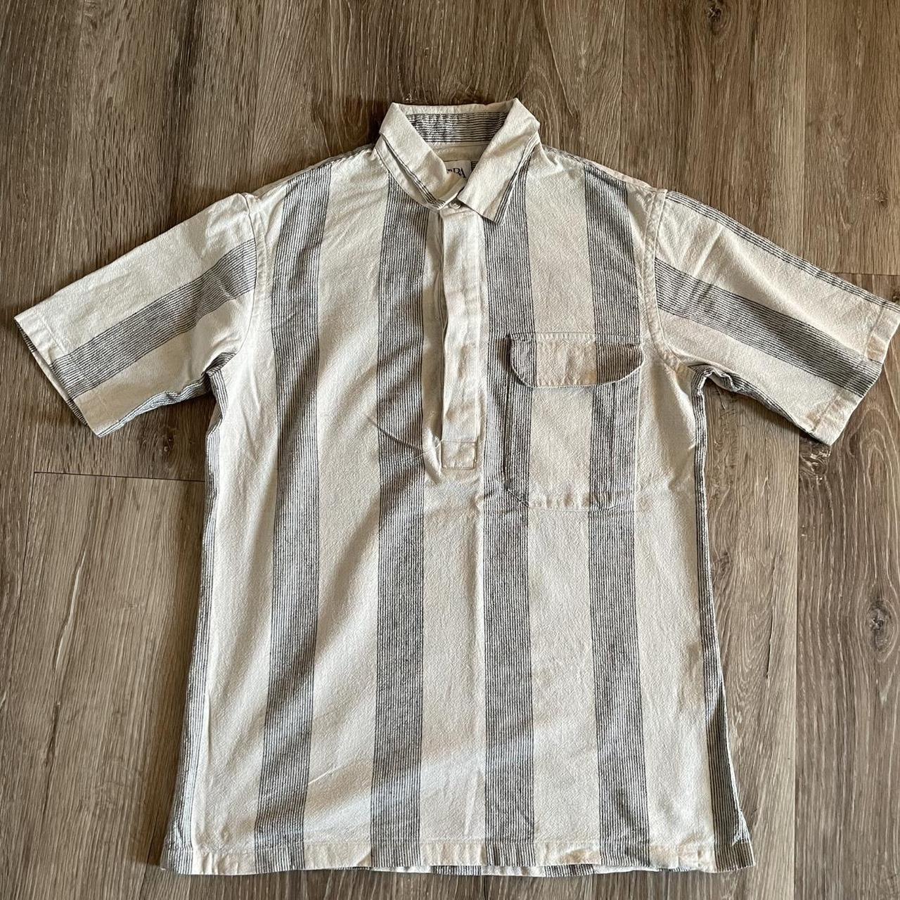 item listed by smoked8urgundy