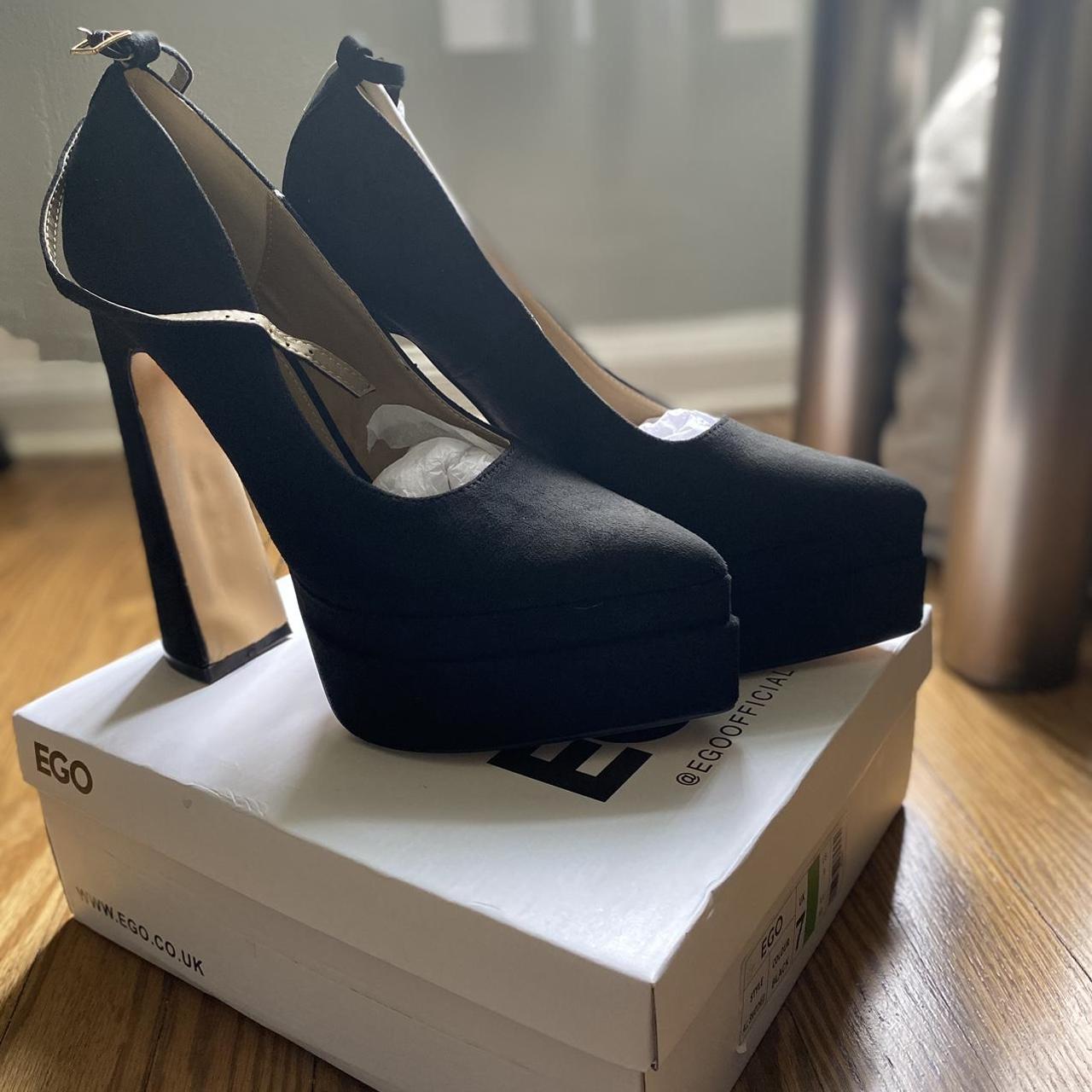 platform heels closed toe