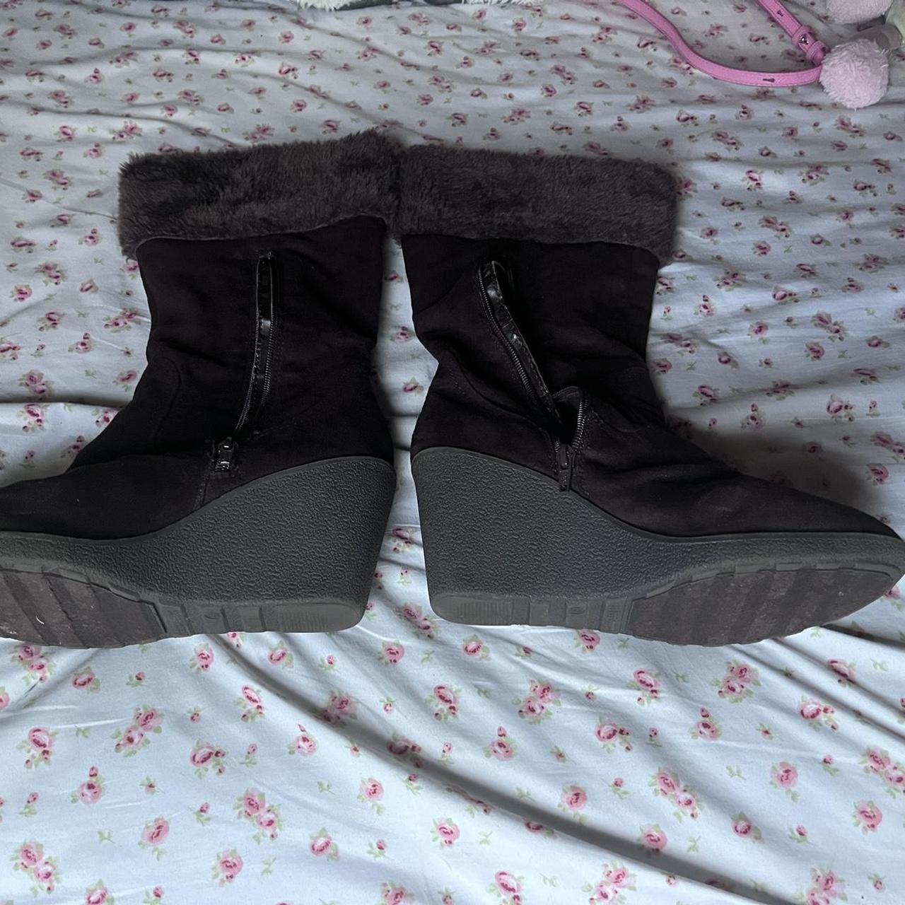 Y2k brown Platform boots 👢 If you buy these, I’ll... - Depop