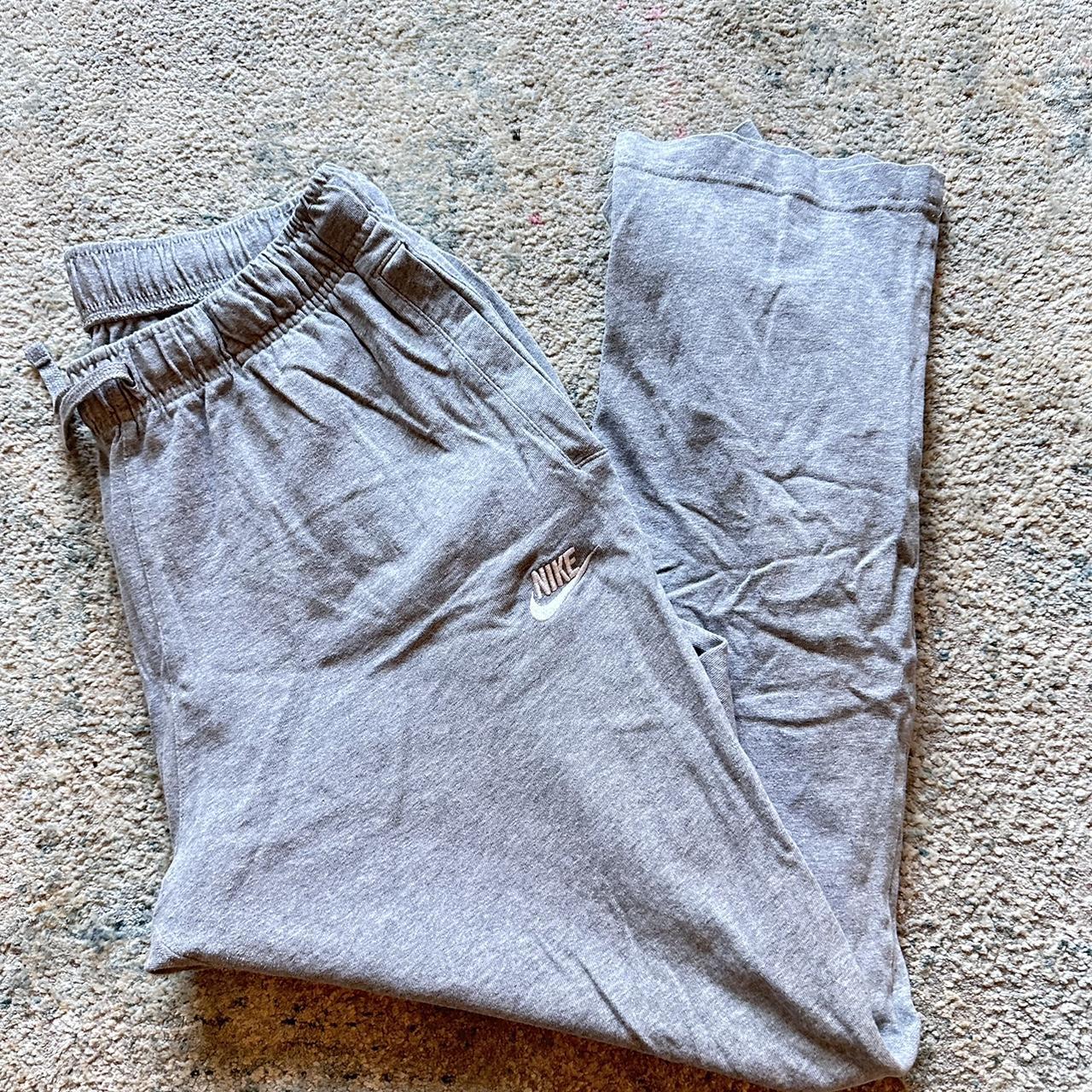 Grey Nike sweatpants -barely worn/great condition - Depop