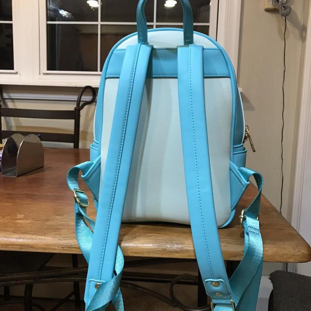 Aurora Sleeping Beauty loungefly backpack small flaw - Depop