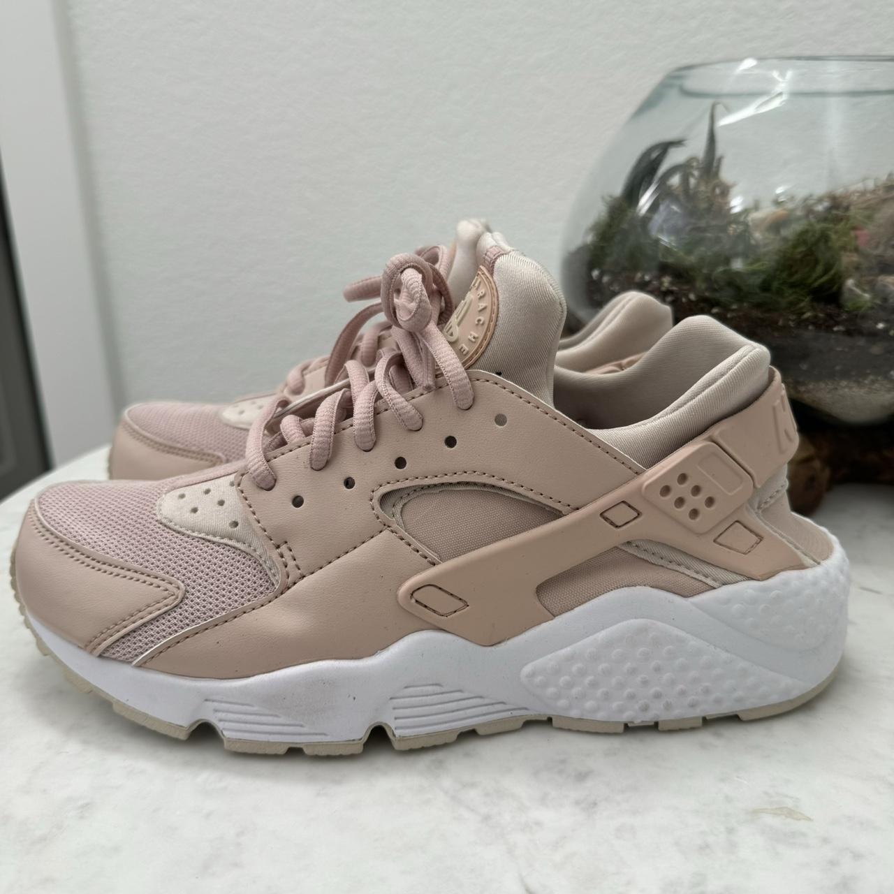 how to clean pink huaraches