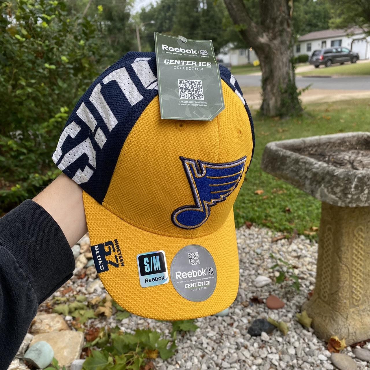 st.Louis blues fitted hat nwt -size small - Depop