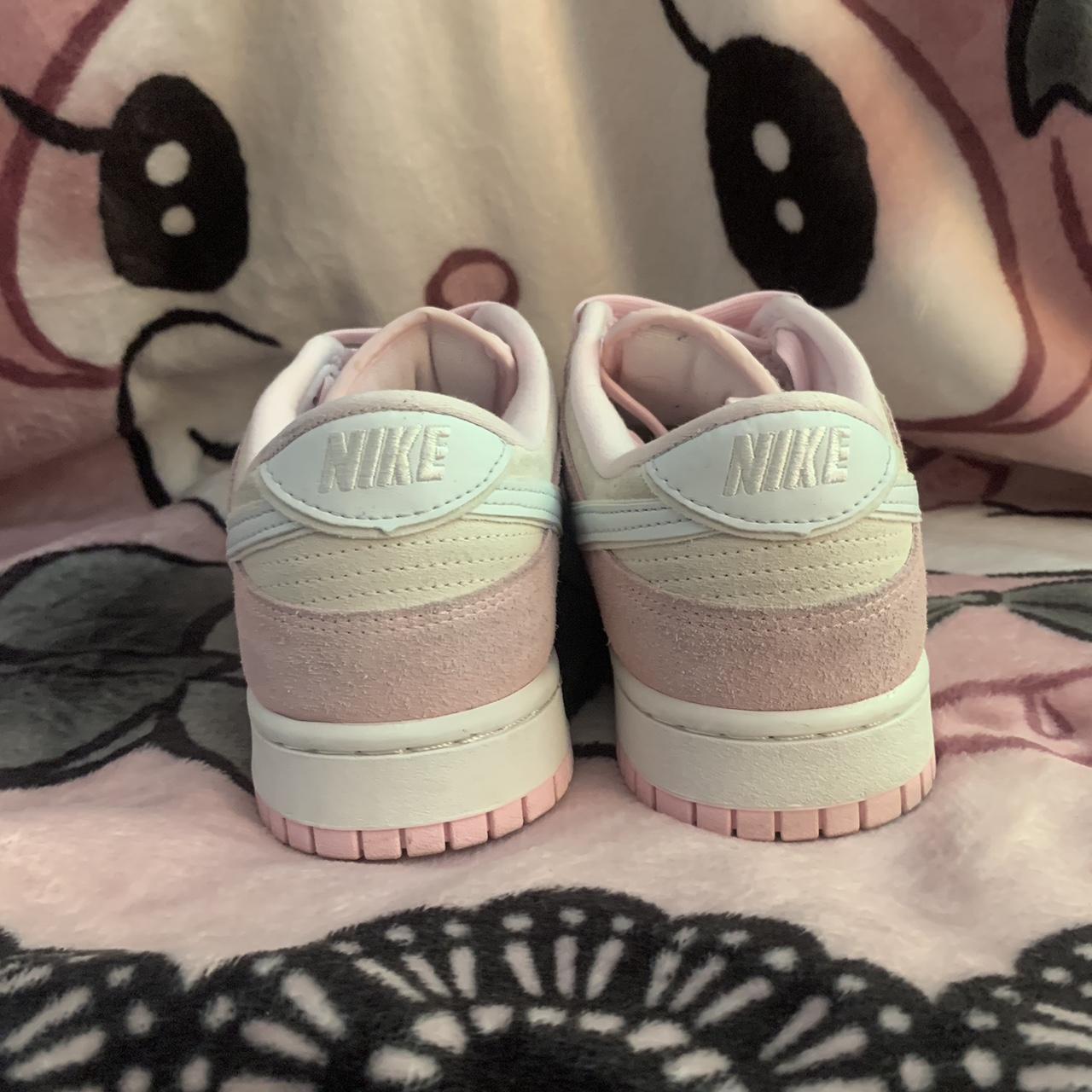 staple x nike sb dunk low pink pigeon