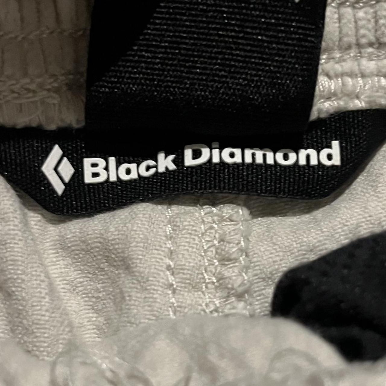 Black Diamond Women's Cream Shorts (4)