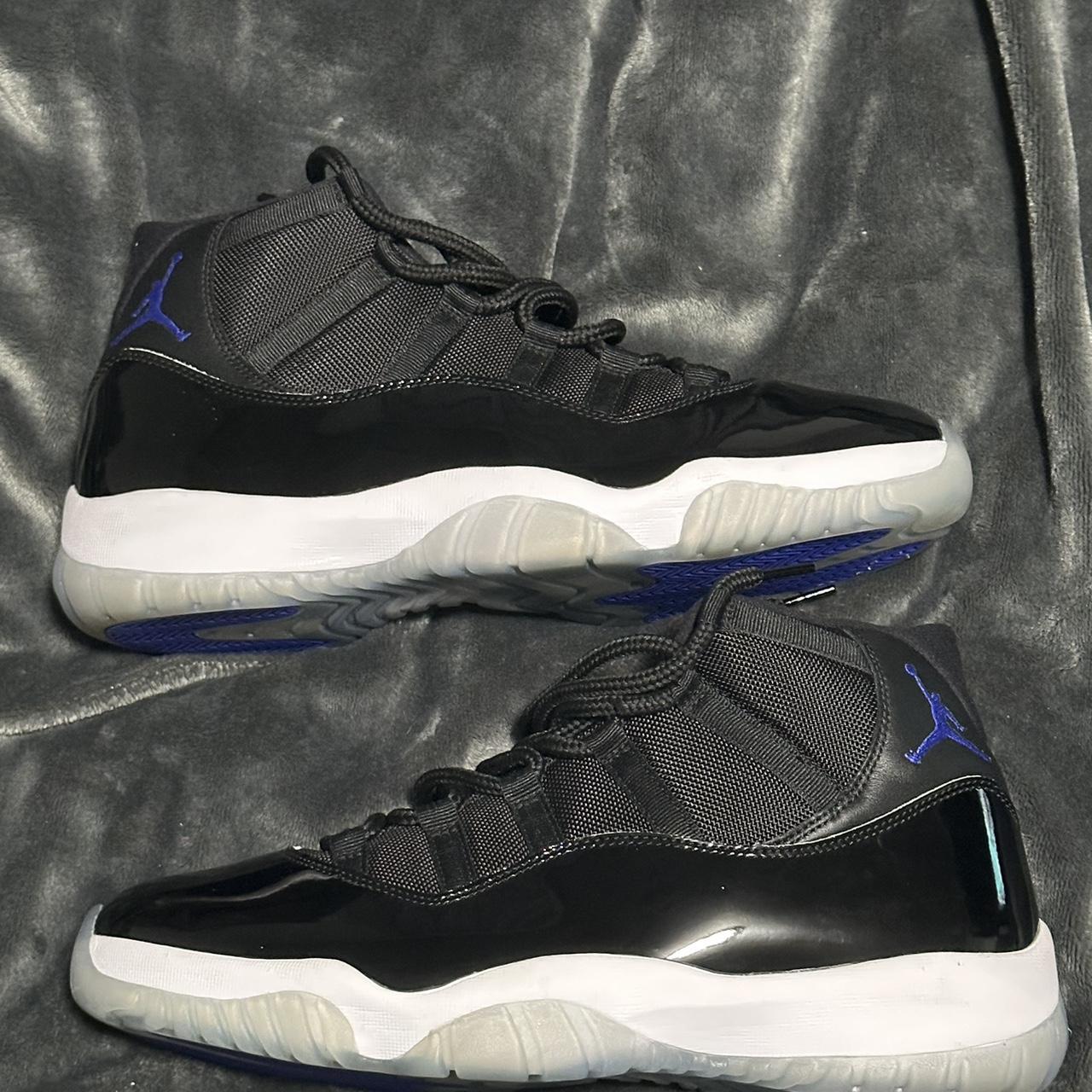 Jordan 11 space jam used on sale