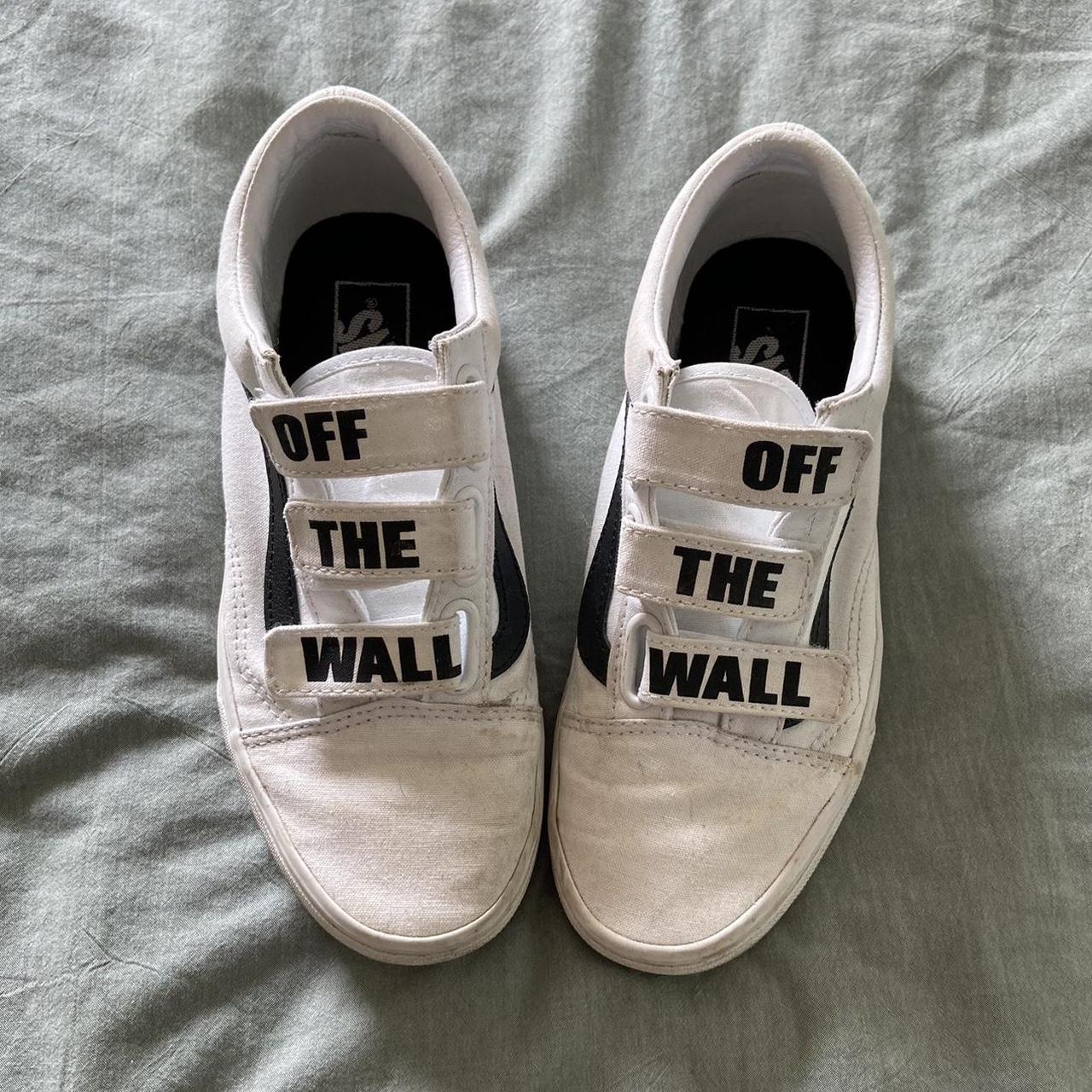 Vans off the wall hotsell velcro shoes