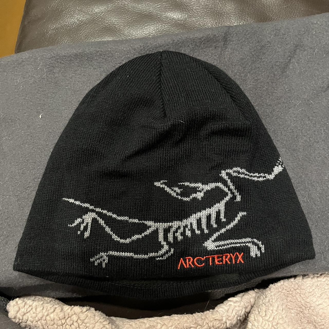 Arc'teryx Men's Black and Red Hat | Depop