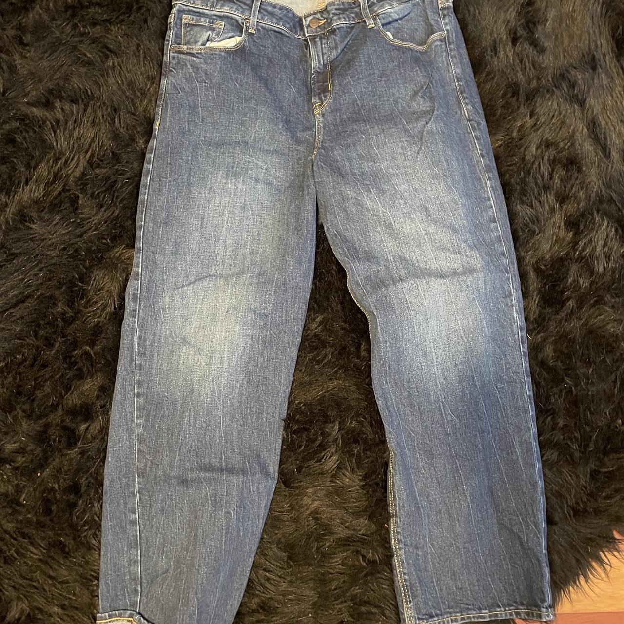 Old navy baggy jeans No flaws Size 16 - Depop