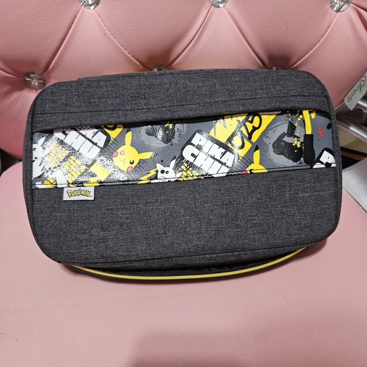 Commuter case pikachu discount